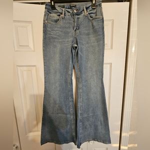 Wild Fable flare leg jeans size 8
